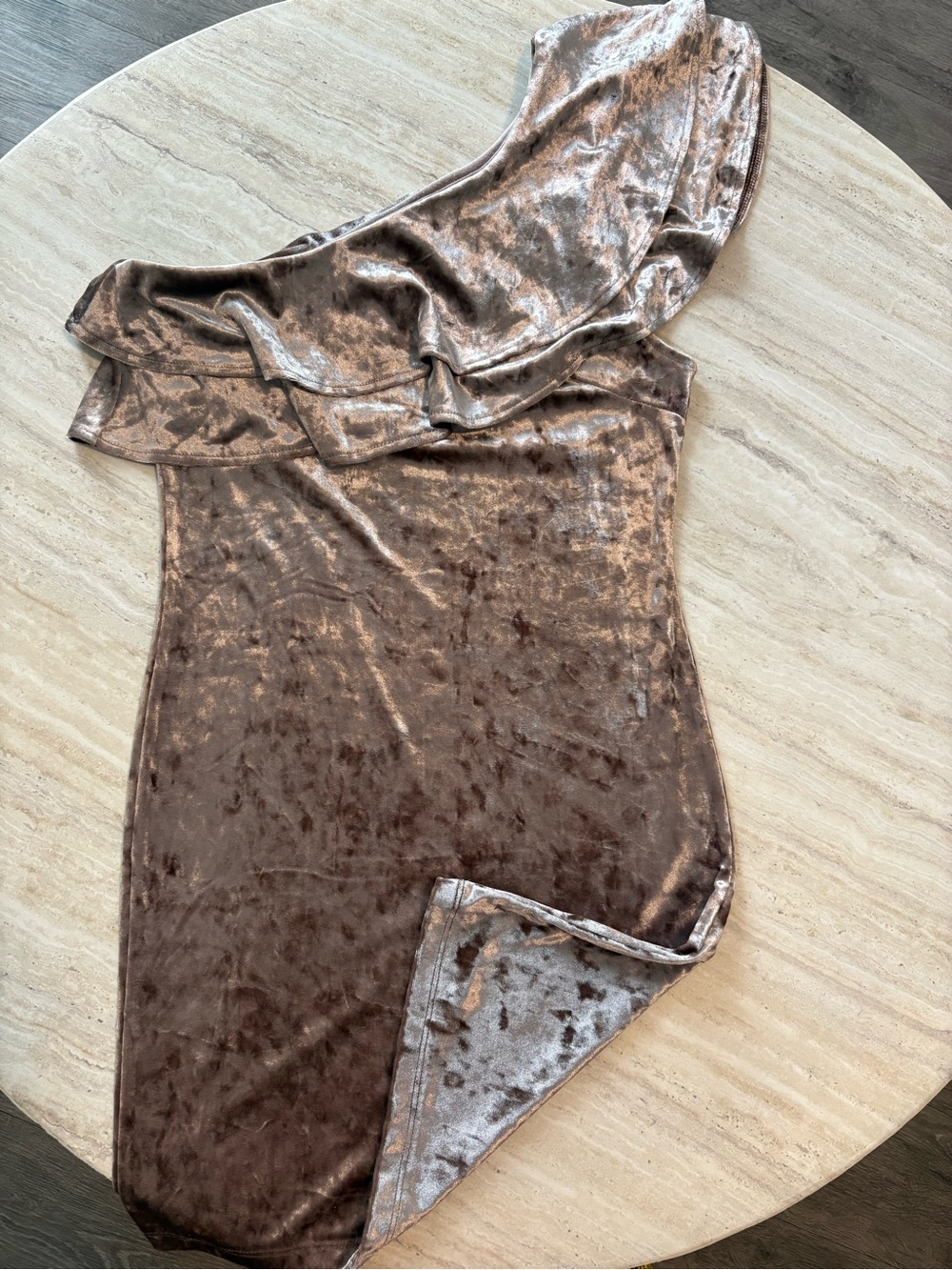 Forever 21 One-Shoulder Crushed Velvet Dress in Taupe Brown
